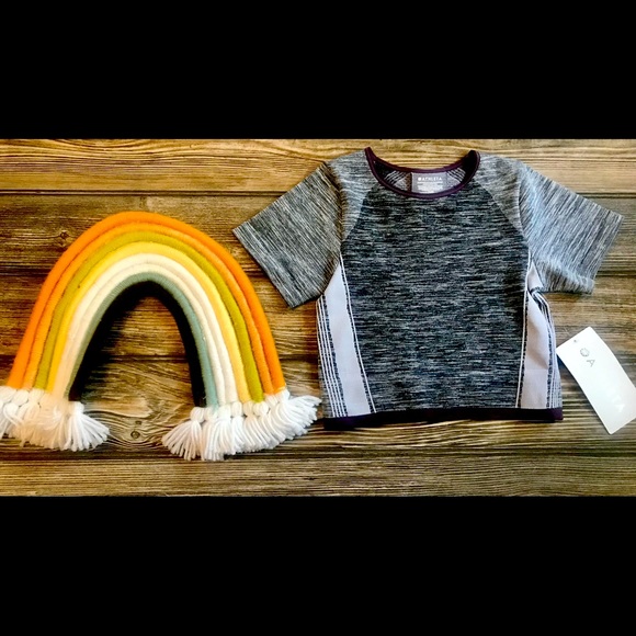 NWT Athleta impact crop Tee XS Certified B - Picture 2 of 6